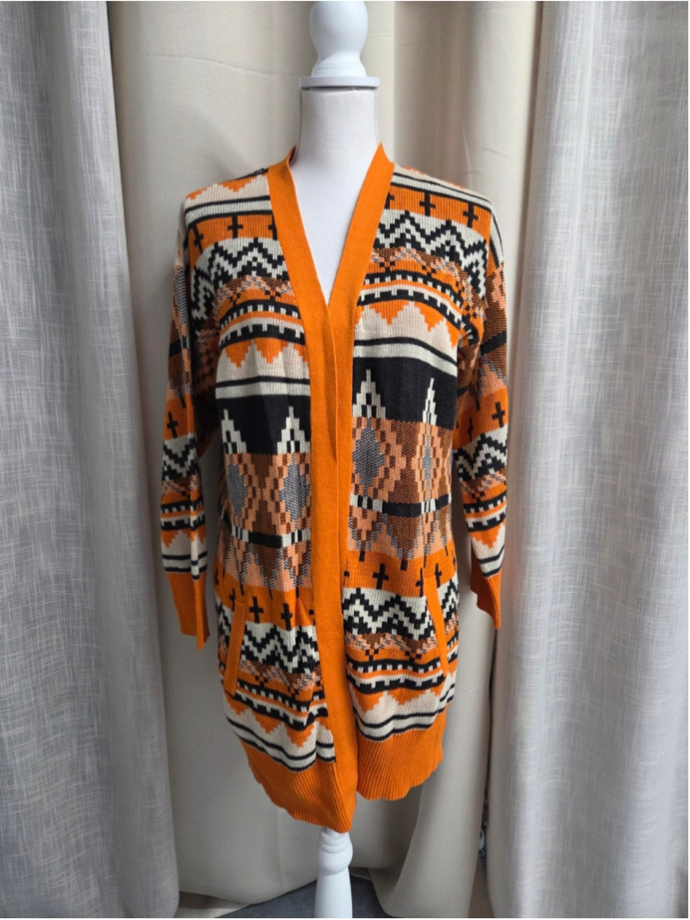 Serra Women's Cardigan Size M Tribal Western Lagenlook Aztec